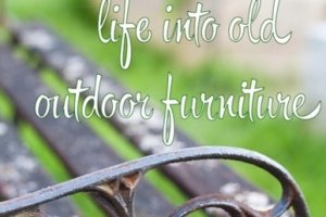 Old Furniture for a post on updating your outdoor furniture on the cheap